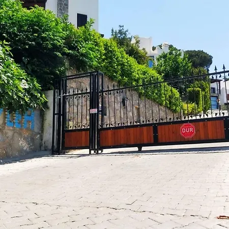 Guendogan Koyu Havuzlu Site * Αλικαρνασσός