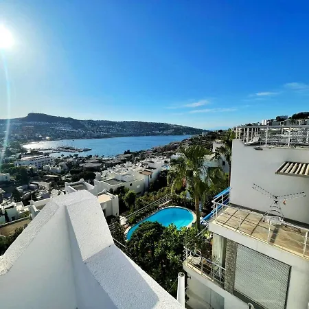 Gündoğan Koyu Havuzlu Site Bodrum