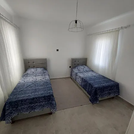 Gündoğan Koyu Havuzlu Site * Bodrum