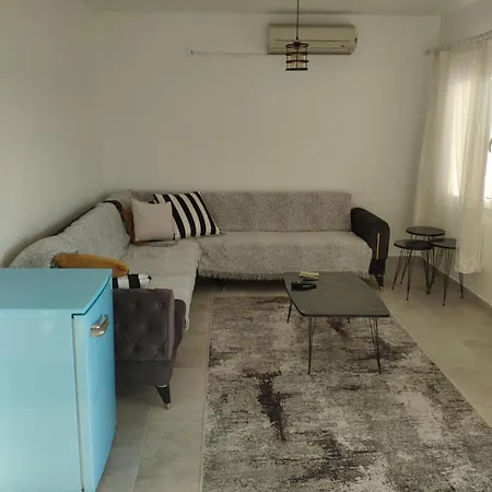 Gündoğan Koyu Havuzlu Site *