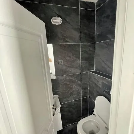 Guendogan Koyu Havuzlu Site * Bodrum